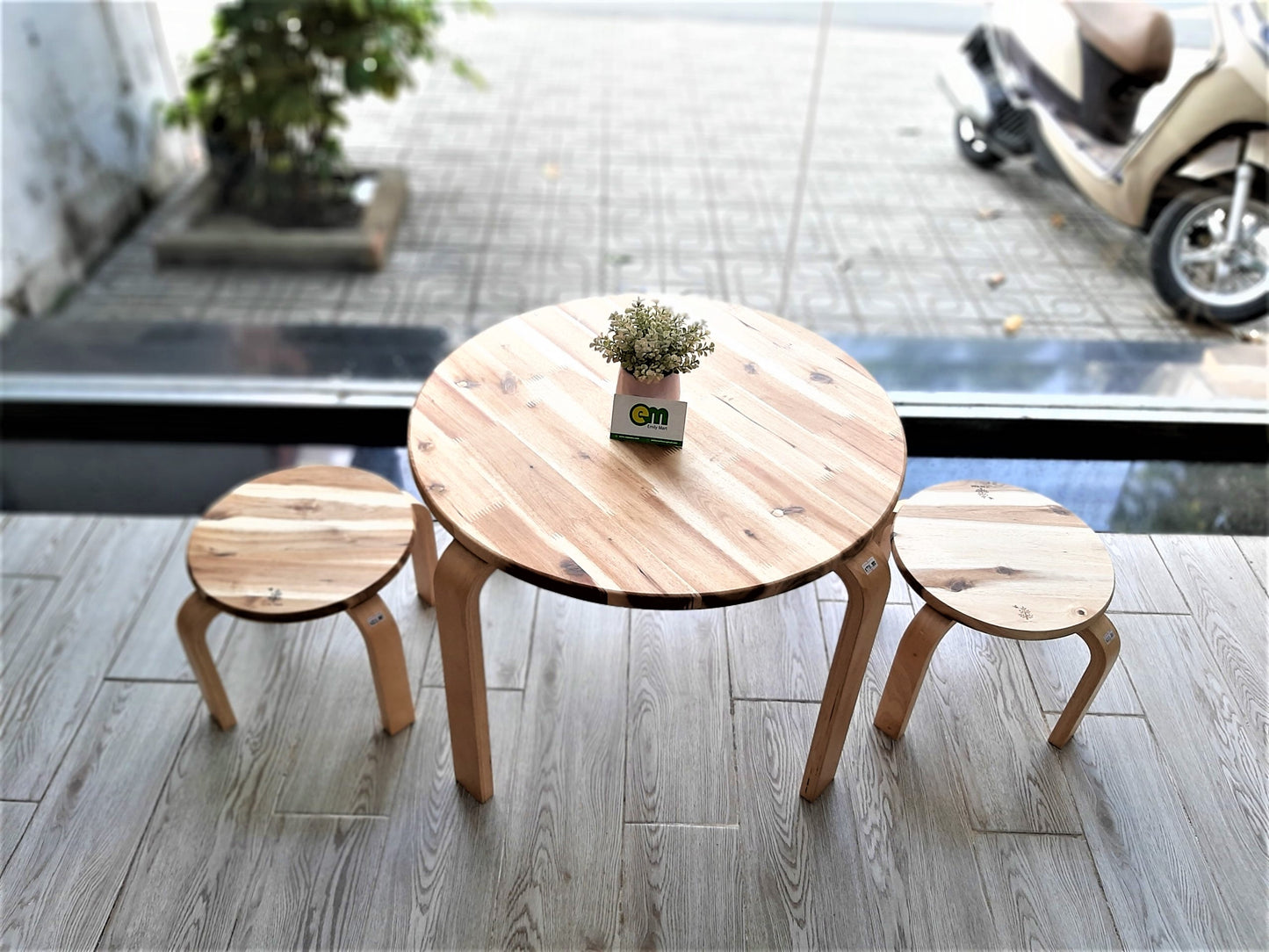 Bàn và ghế cafe gỗ tràm Đức Thành - Decor - ltx