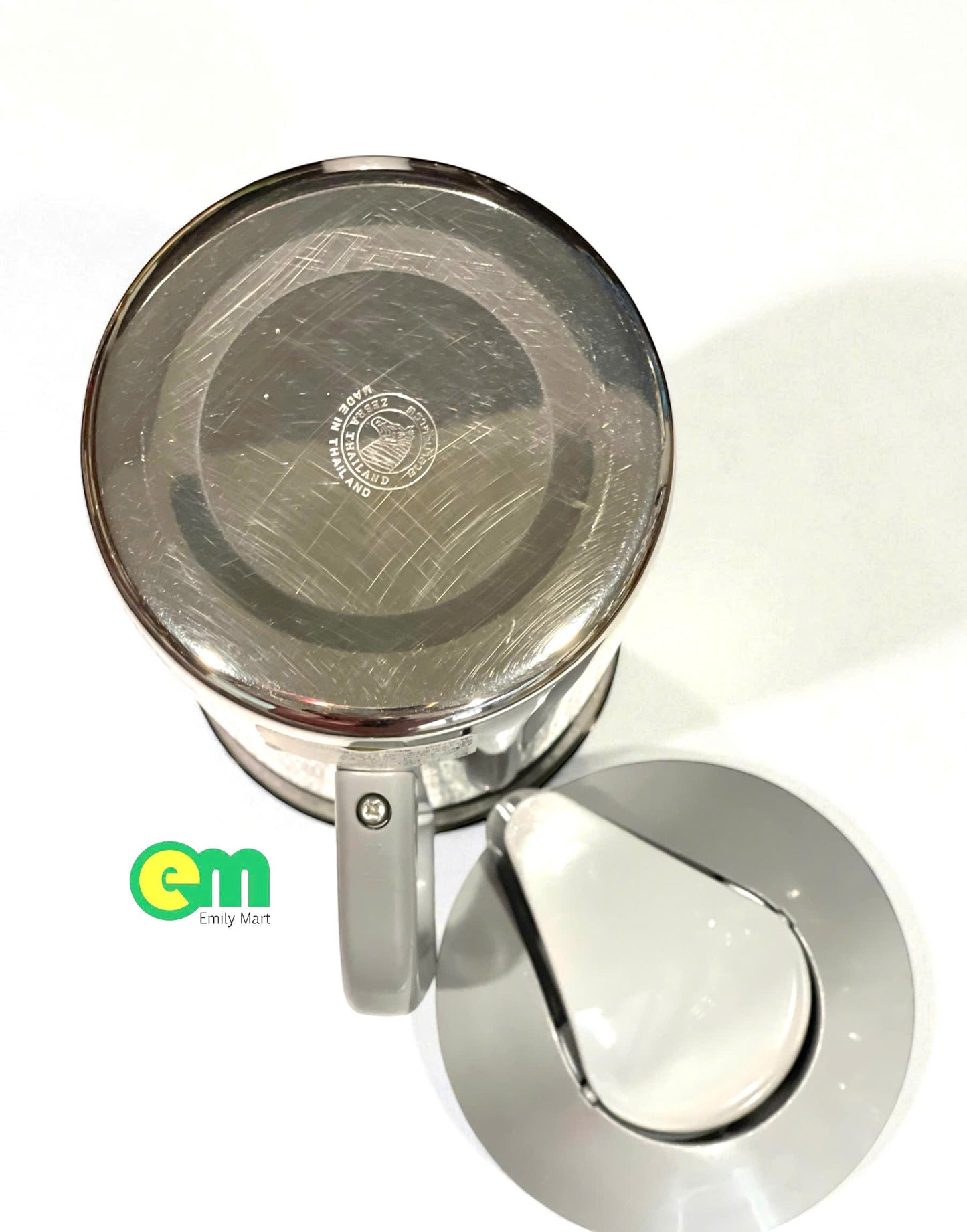 Ca rót nước inox 304 có nắp nhựa - Zebra Thái Lan