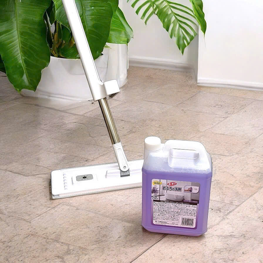 Nước lau sàn Wai Lavender Nhật Bản – Can 2L