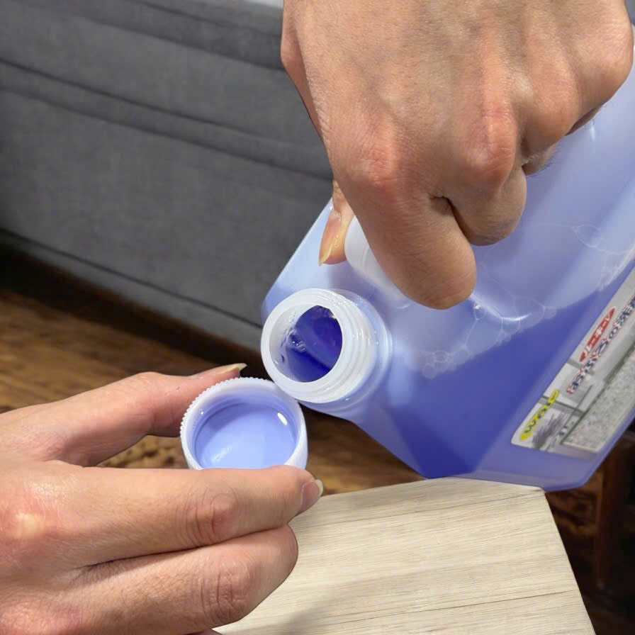 Nước lau sàn Wai Lavender Nhật Bản – Can 2L